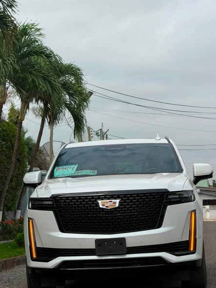 cadillac escalade