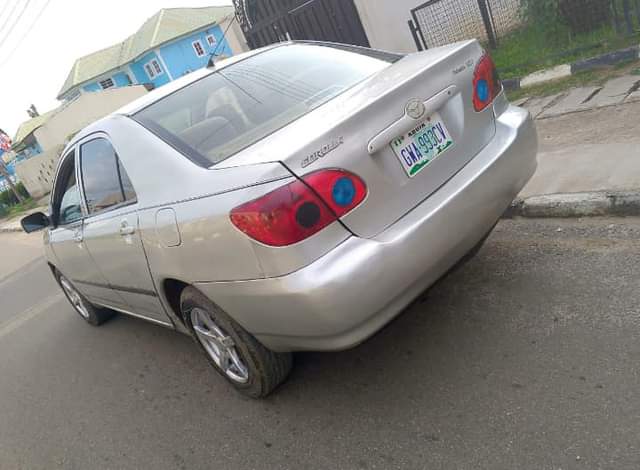 A picture of Distress 04 Corolla with everything working super sound engine gear