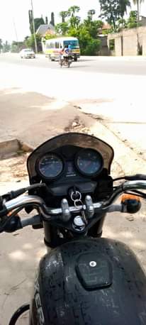 A picture of Boxer 125