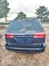A picture of URGENT SALE Clean Reg 05 Toyota Sienna XLE leather seats