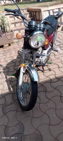 A picture of BAJAJ BOXER