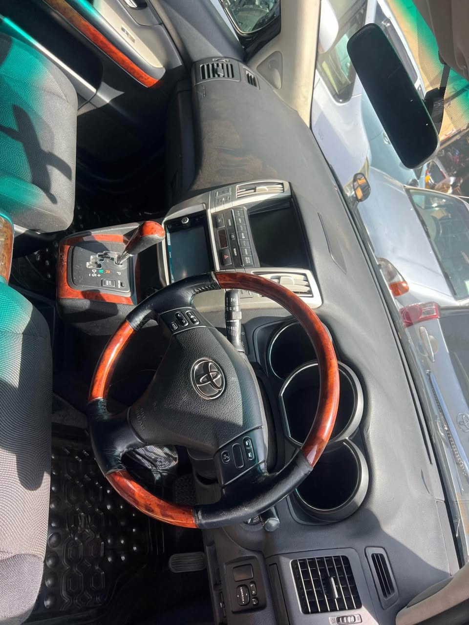 A picture of Harier kawundo good maintenance price 40M
