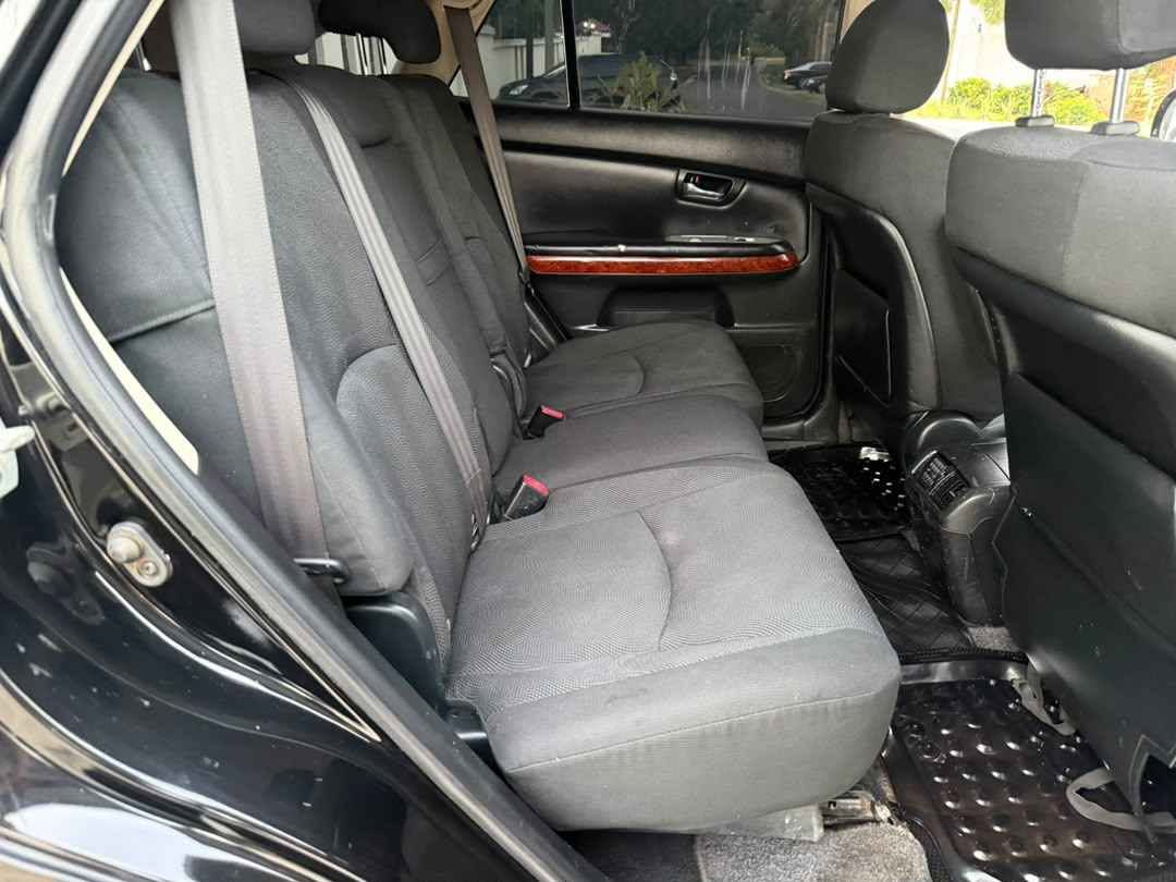 A picture of TOYOTA HARRIER