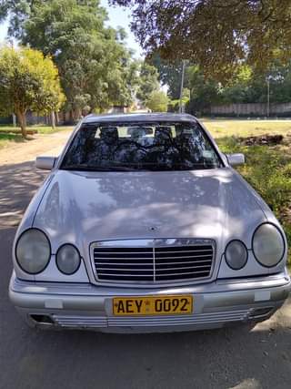 classifieds/cars mercedes