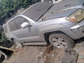 A picture of Hurry hurry hurry Toyota 4 runner Complete pure first body