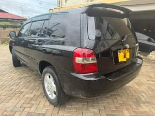A picture of TOYOTA KLUGGER
