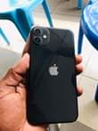 A picture of 128gb IPhone 11