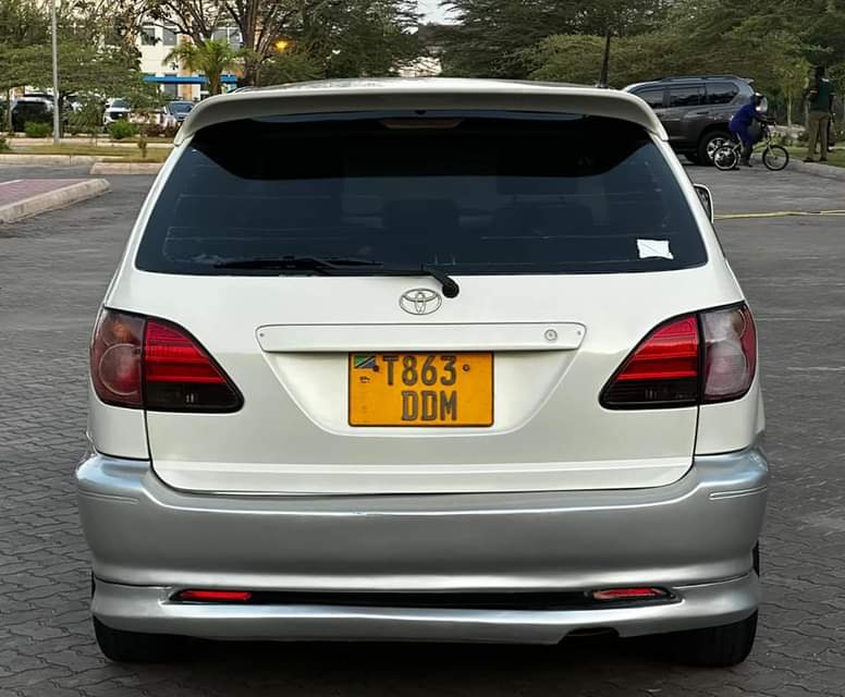 toyota harrier