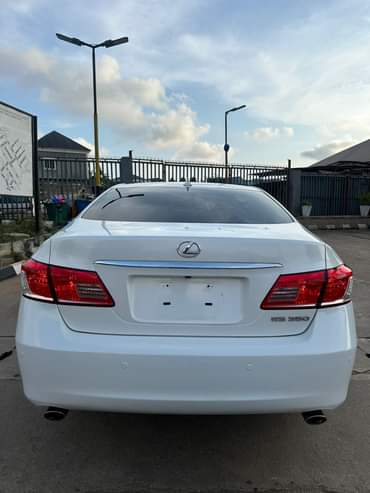 A picture of Foreign used 2012 Lexus ES 350 Silent engine Smooth transmission