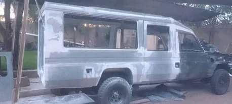 A picture of Professional Tourists car crafting