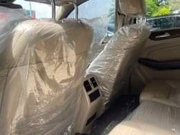 A picture of Few months used 2013 Ml350 18 7m net price Abuja
