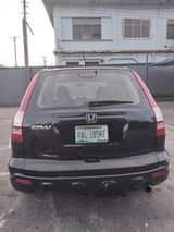 A picture of 2009 model call me directly 07062950942