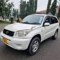A picture of TOYOTA RAVA 4 mwanza million 7 7 Engine safi Gear