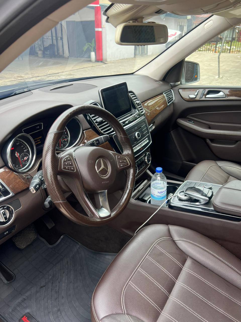 A picture of Used good