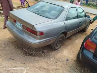 A picture of 2000 Toyota Camry