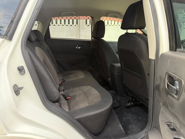 A picture of 2012 Nissan dualis crossrider