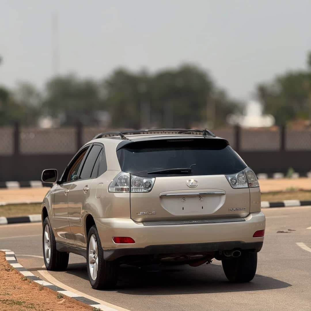 A picture of Direct Toks 2005 model Lexus RX330