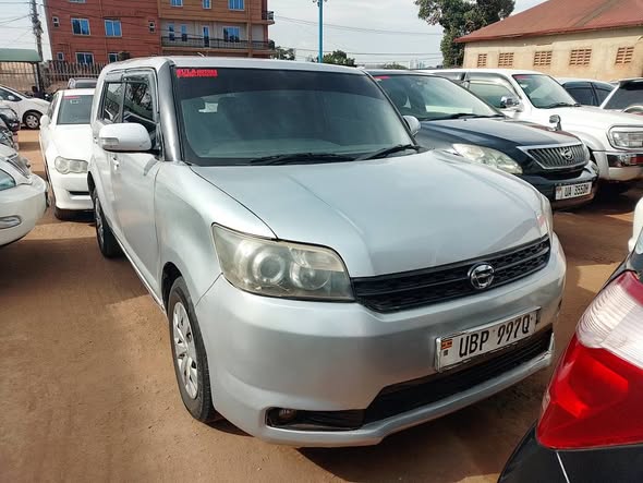 A picture of Toyota rumion 18 millions good condition CALL 0786 92 82