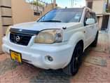 A picture of NISSAN. XTRAIL OPEN ROOF