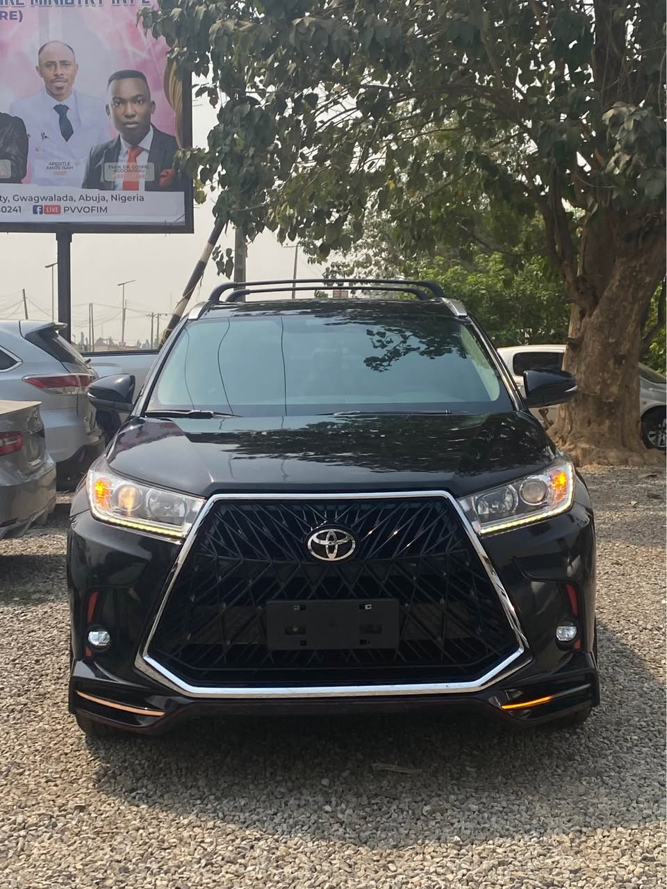 A picture of  Extremely clean. Local used Toyota Highlander Limited . 2014