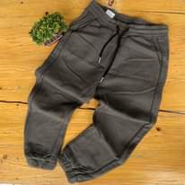 A picture of Mzigo mpya wa sweetpants dukani kwetu karibuni sana Mawasiliano tuchek