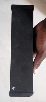 A picture of Bluetooth spika used from UK kwa 110 000 tu inamziki