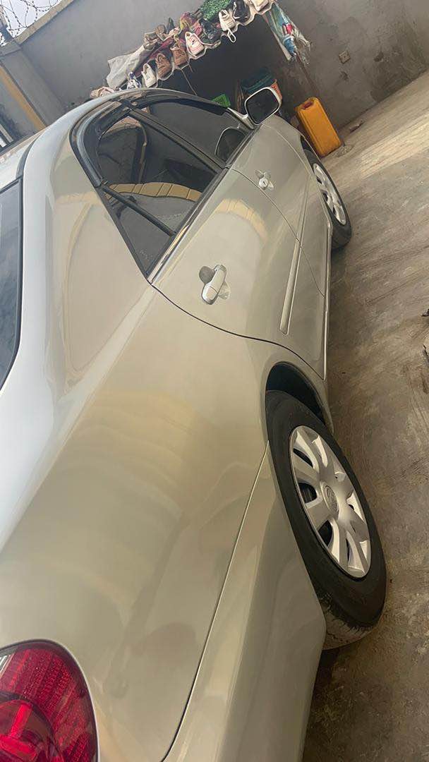 A picture of Carmry 2005 model