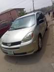 A picture of TOYOTA SIENNA 2004 REGISTERED