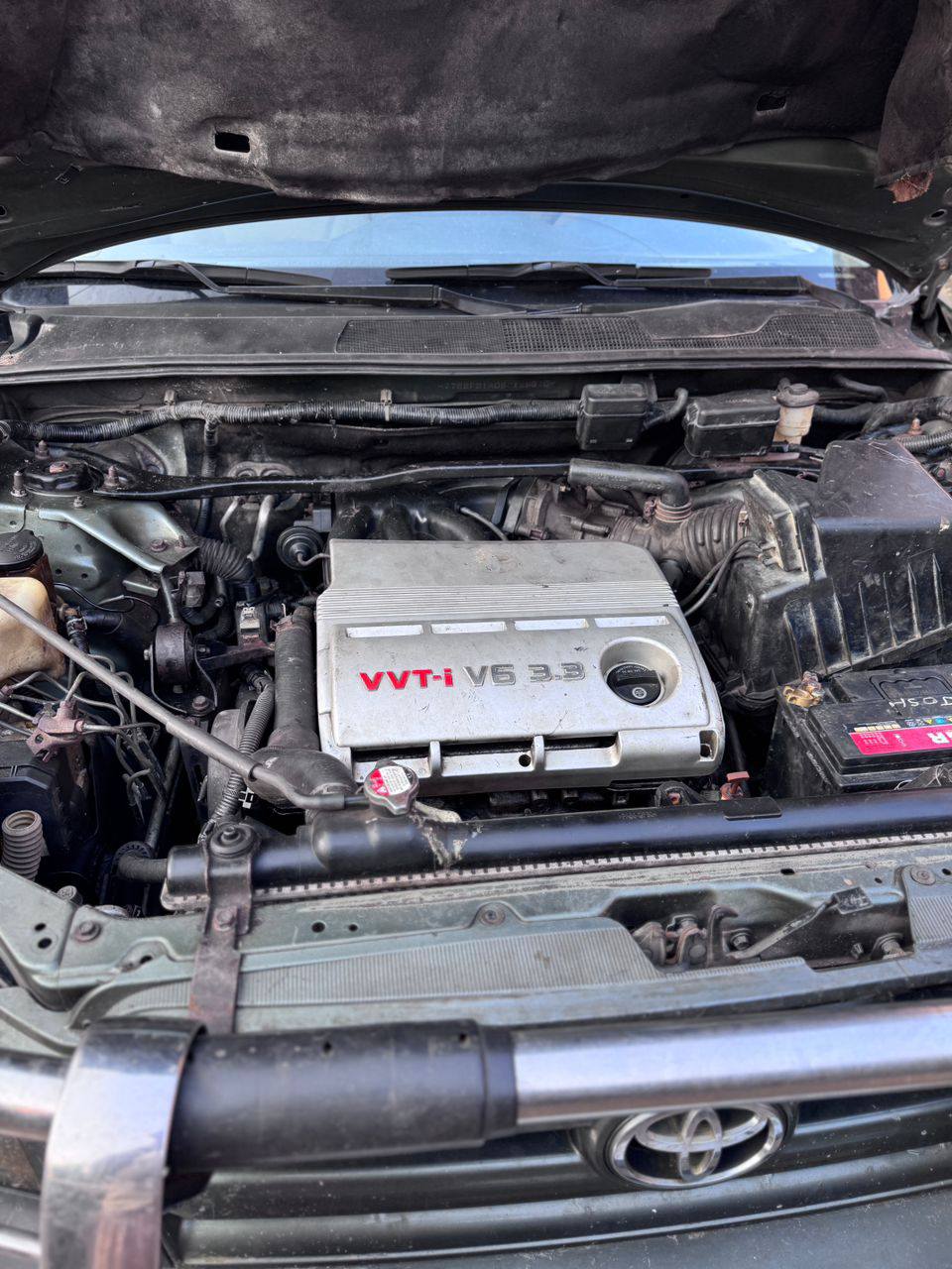 A picture of Toyota Highlander buy and drive