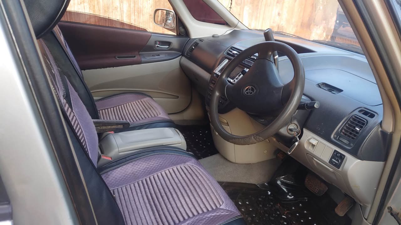 A picture of Toyota Opa