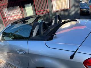 A picture of 2005 Mercedes Benz SLK Class SLK 350 Roadster 2D