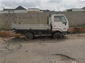 A picture of Nissan mini truck