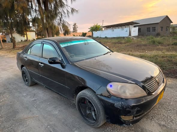 A picture of TOYOTA MARK II GX110 FOR SALE Bei Milioni 4 8