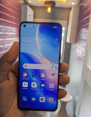 A picture of OPPO RENO 5