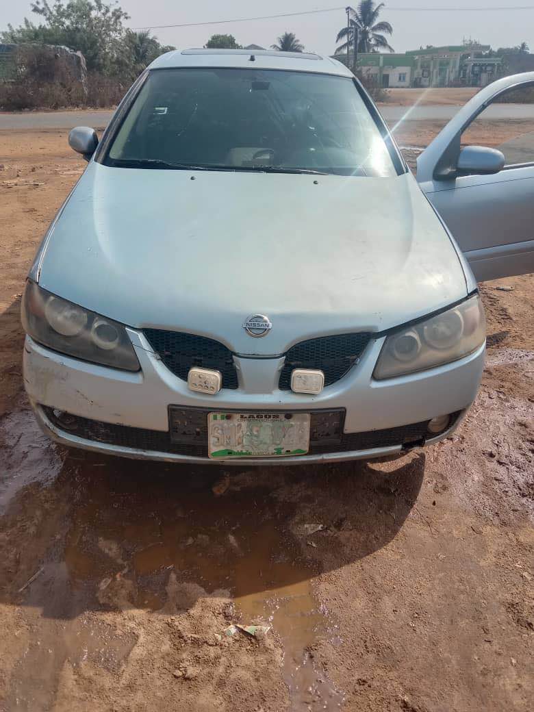 A picture of Nissan almera 08029557355