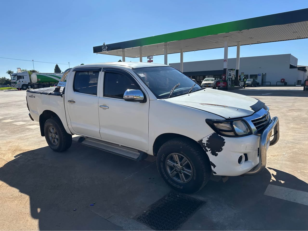 used toyota hilux