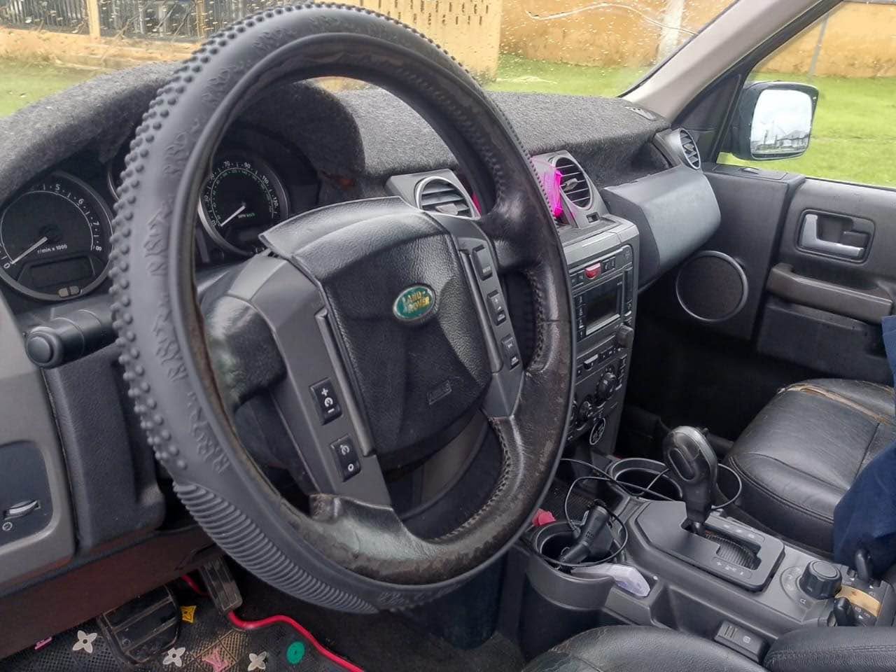 A picture of Land Rover LR3