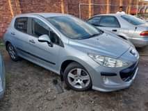 A picture of Peugeot 308 1.6i 2009