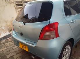 A picture of Vitz new 2005