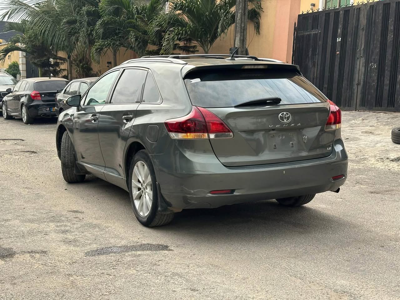 A picture of Reg Toyota Venza 2013 model
