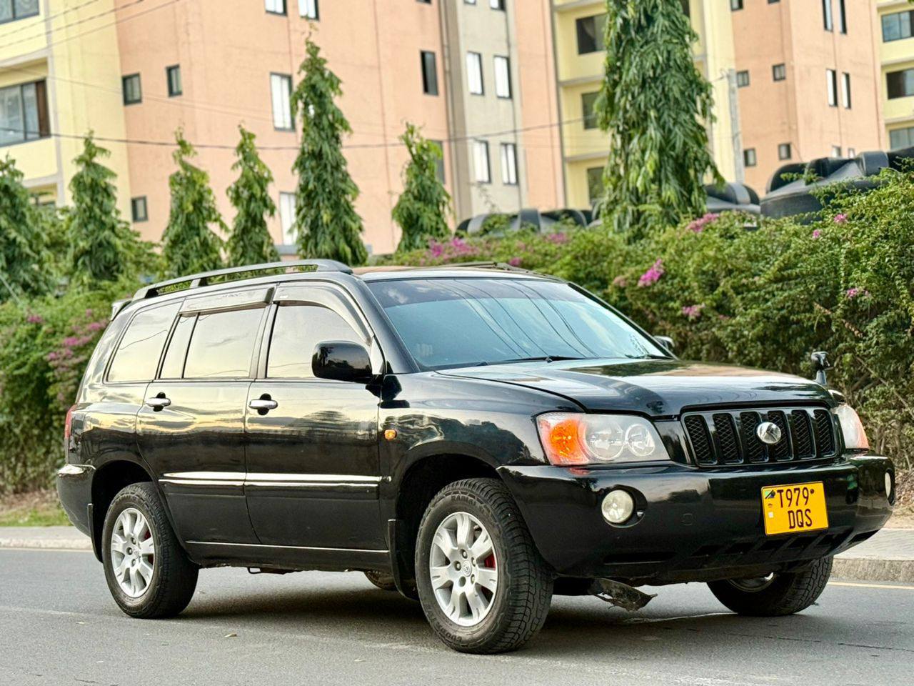 A picture of  PRICE 17.8Mil Toyota Kluger CALL WHATSAPP 0759 745 444
