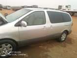 A picture of A clean Toyota sienna for sale Engine and gear untanperd