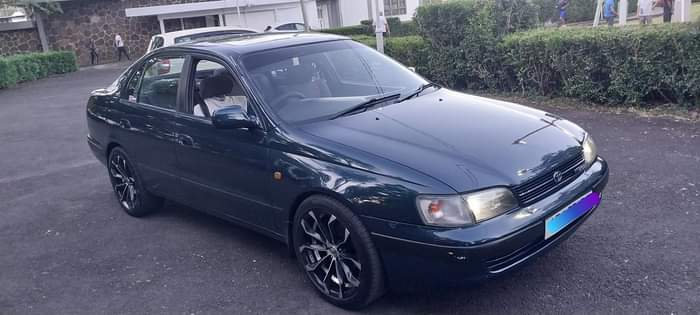toyota carina