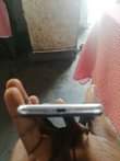 A picture of Iphone x 128gb