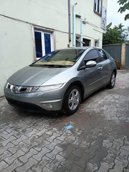 A picture of Honda civic sport edition 2011 model
