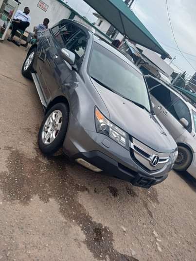 A picture of Accura MDX used 2011 Registered Top standard Very clean and