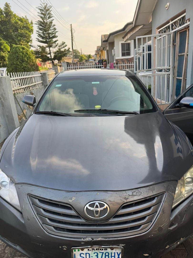 A picture of Reg super clean Toyota Camry 2007 model