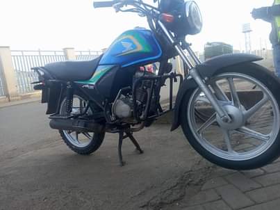 Elite B.