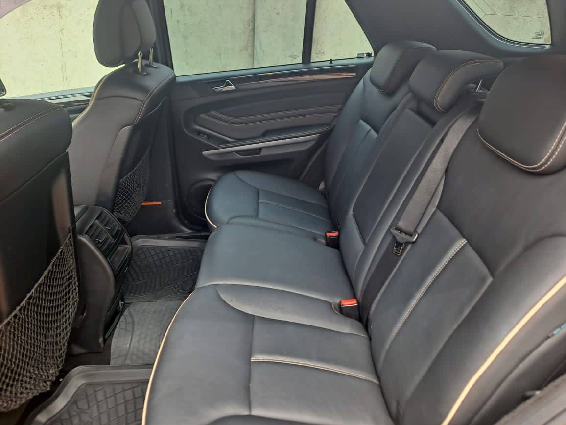 A picture of ML 350 4MATIC ON SALE