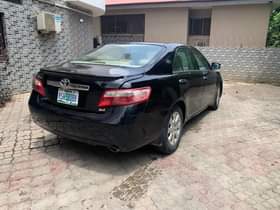 A picture of Super sharp 2009 Camry xle with original document now available